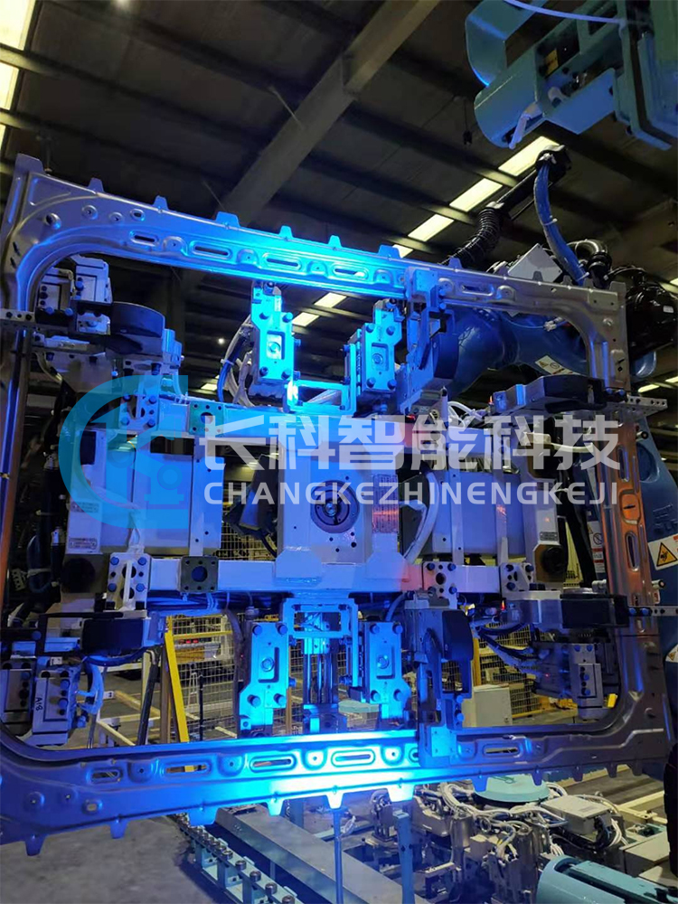 安川機器人汽車工作站系統(tǒng)集成 安川機器人汽車工作站系統(tǒng)集成