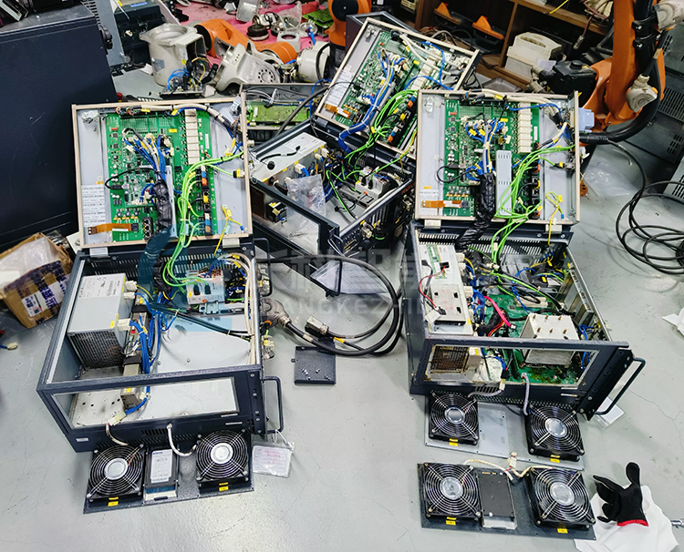 維修庫(kù)卡KR C4 compact緊湊柜 維修庫(kù)卡KR C4 compact緊湊柜